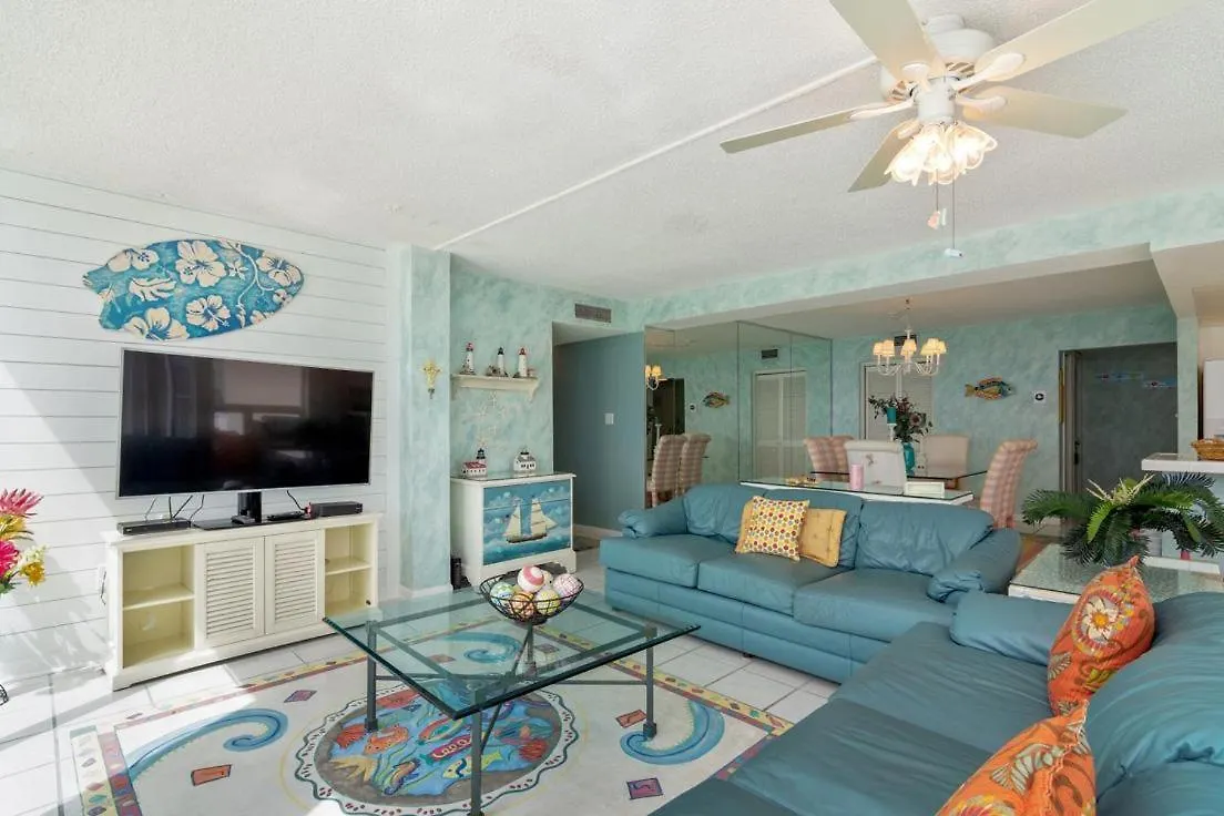 Holiday home 2096 Beach Front 3 Bdrm Beachfront Condo Free Beach Setup Destin