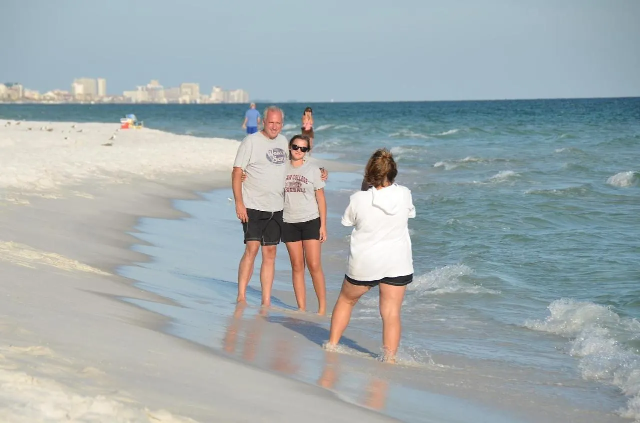 Holiday home 2096 Beach Front 3 Bdrm Beachfront Condo Free Beach Setup Destin
