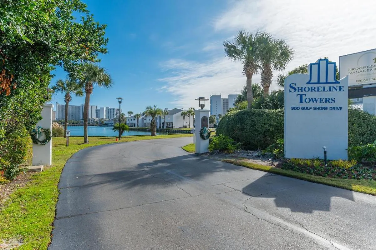 Holiday home 2096 Beach Front 3 Bdrm Beachfront Condo Free Beach Setup Destin