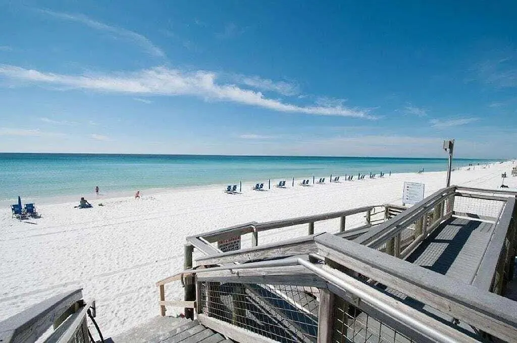 Holiday home 2096 Beach Front 3 Bdrm Beachfront Condo Free Beach Setup Destin United States